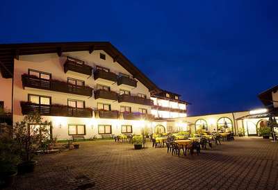 Hotel Binder