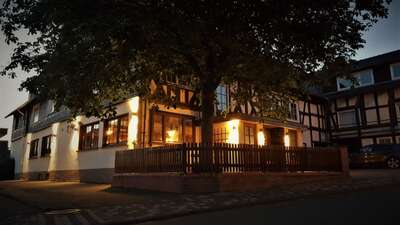 Roastineer Hotel & Steakhouse